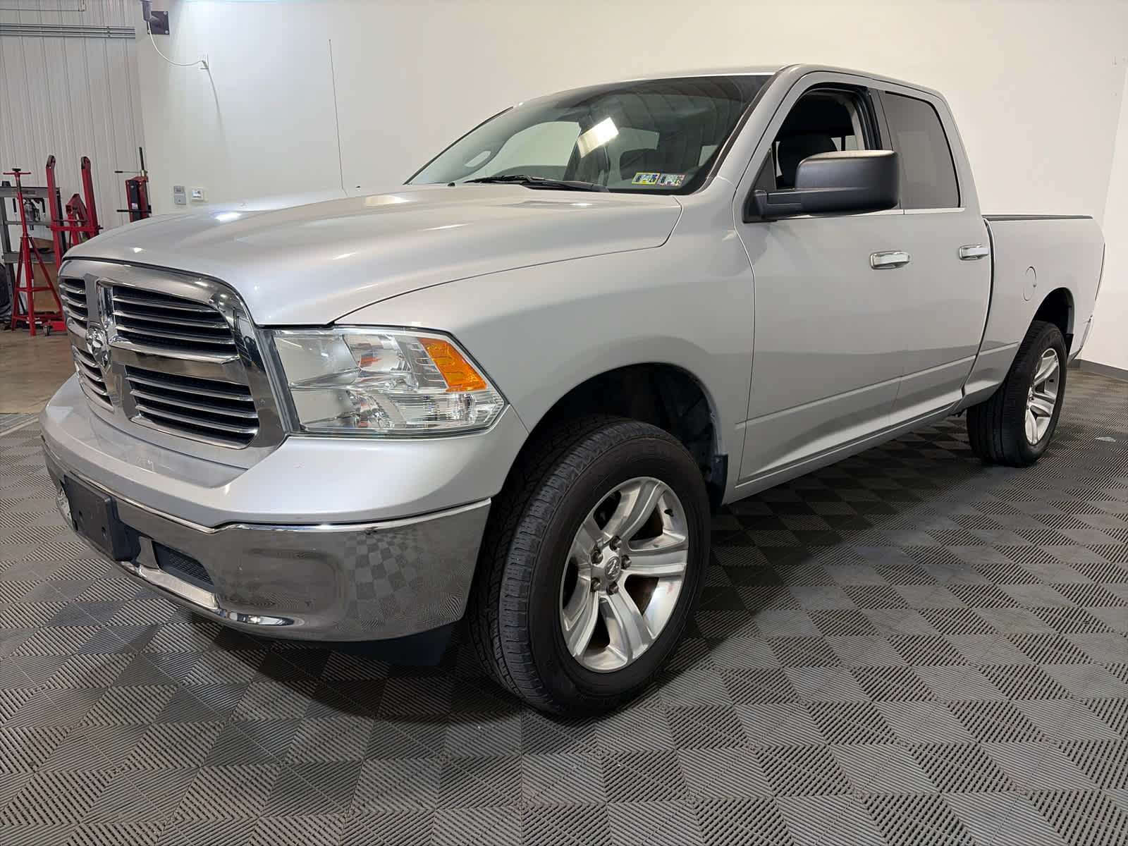 2018 RAM 1500 SLT