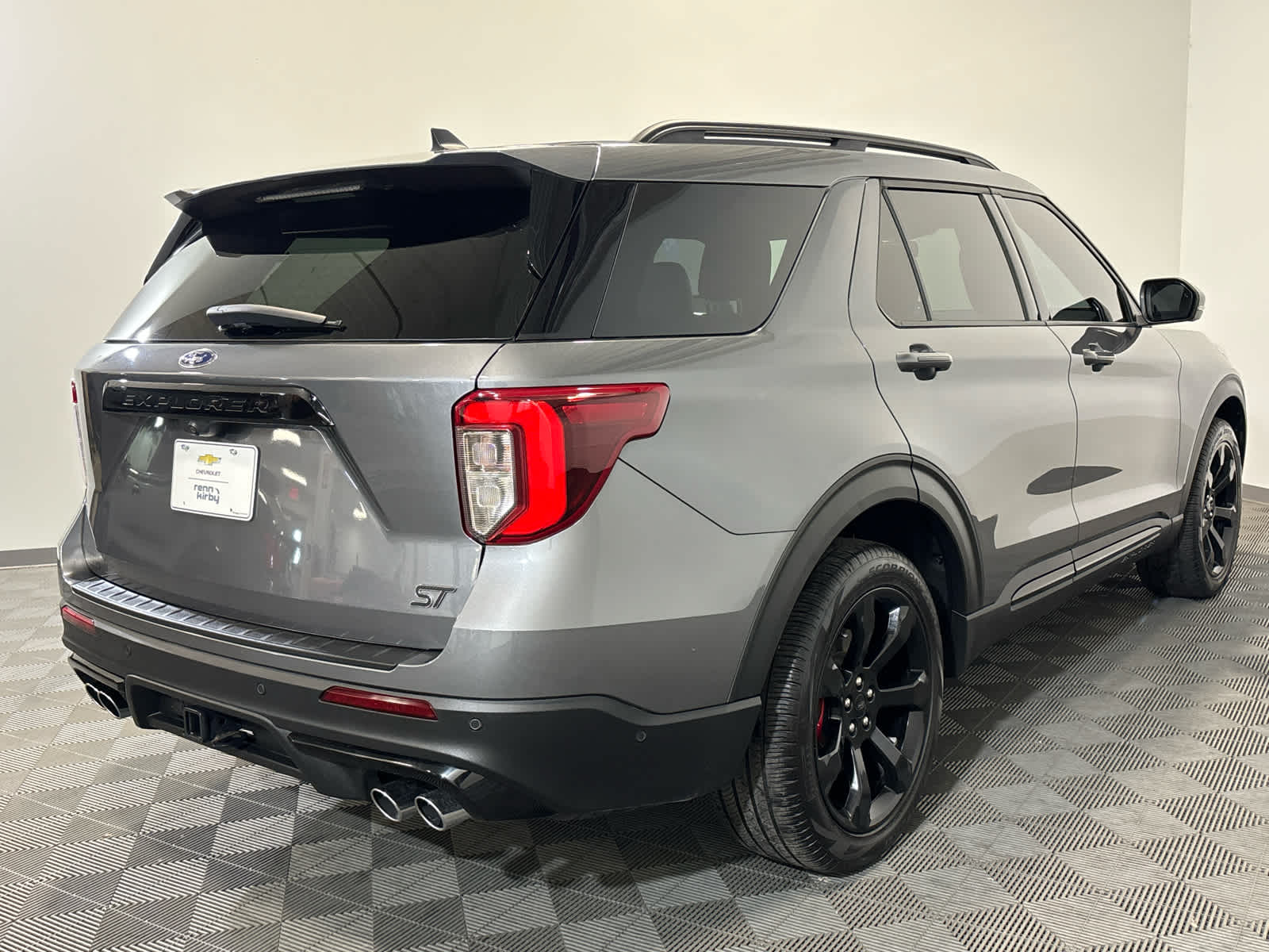 2022 Ford Explorer ST