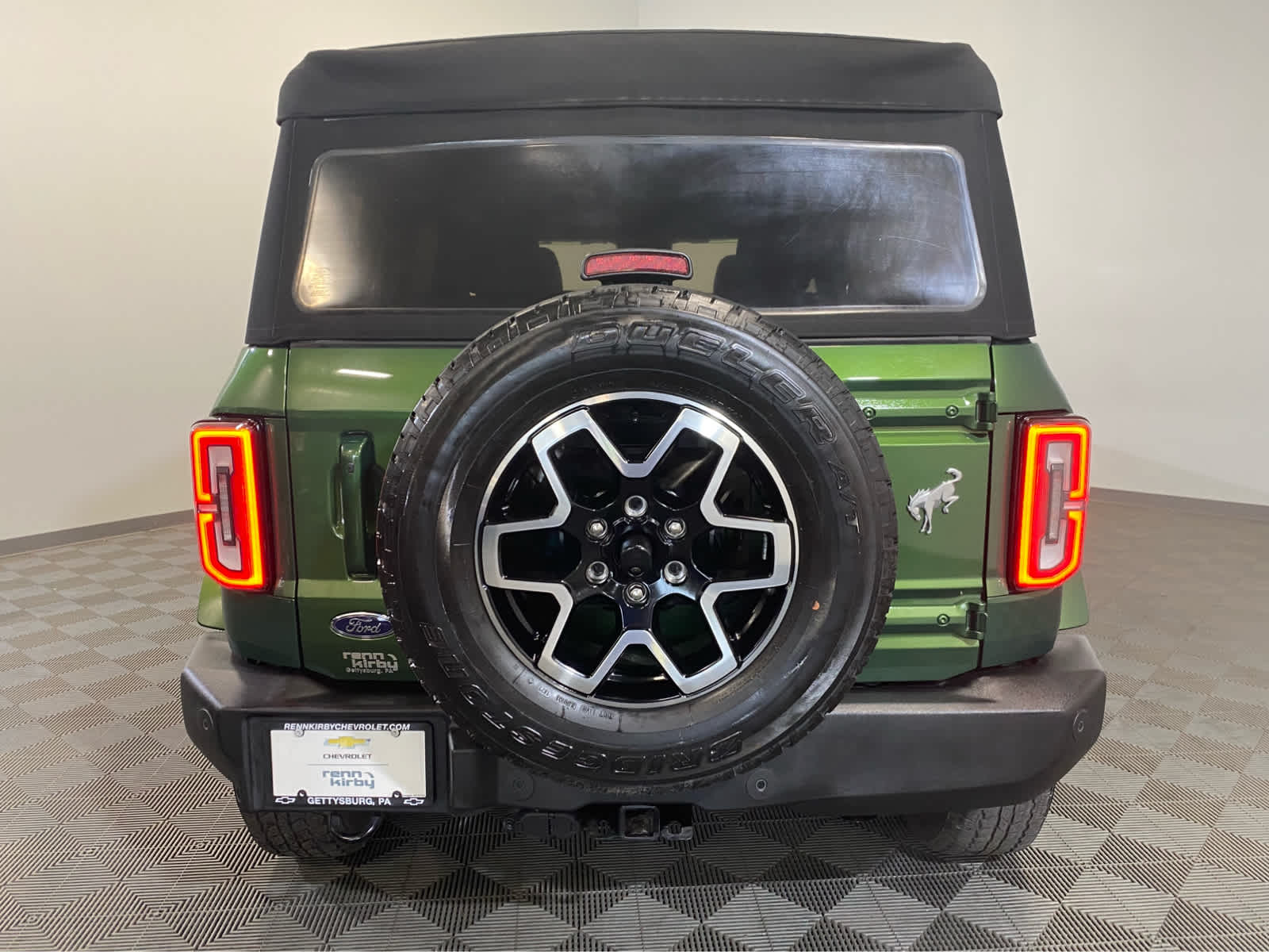 2023 Ford Bronco Base