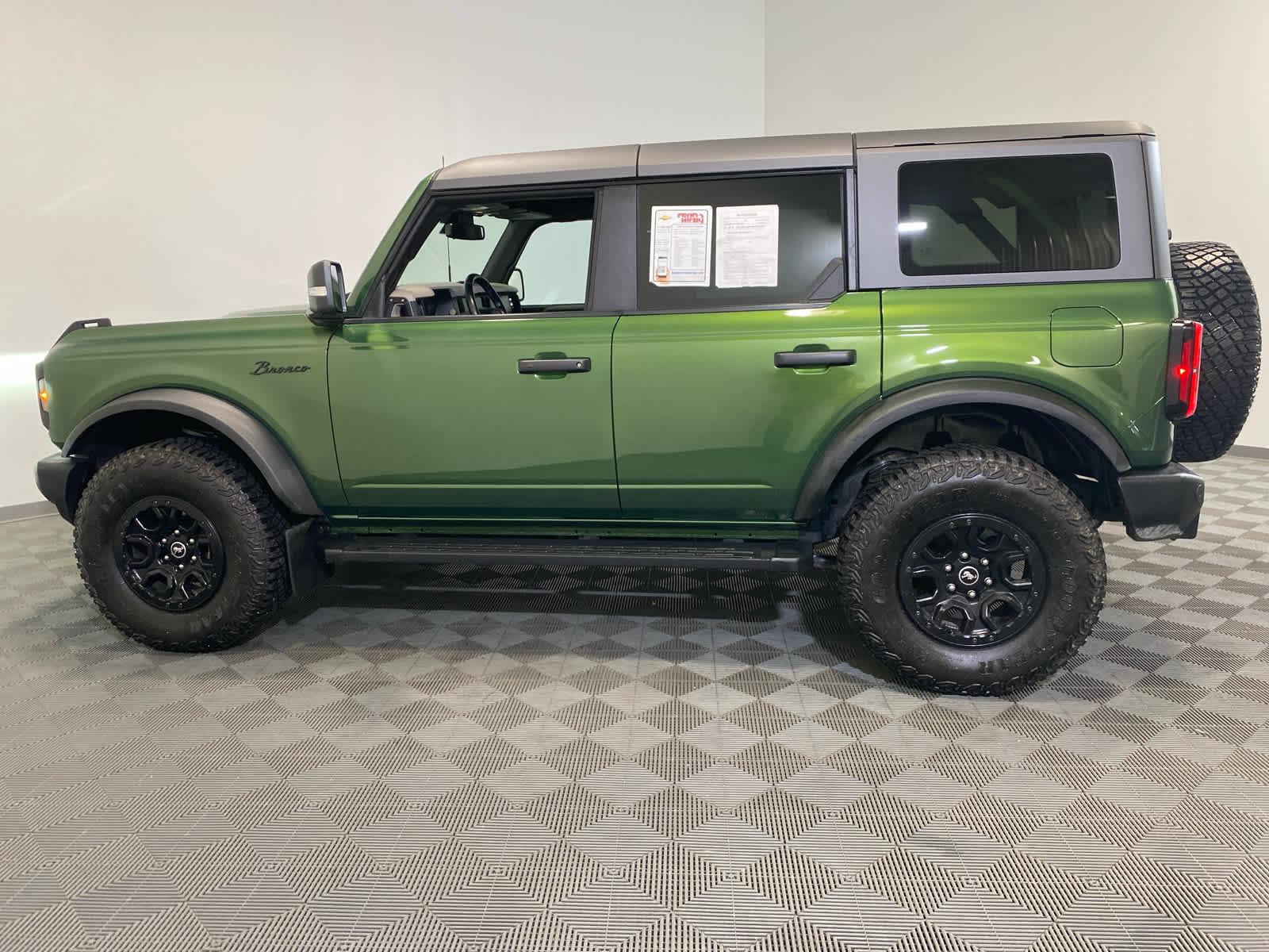 2022 Ford Bronco Base