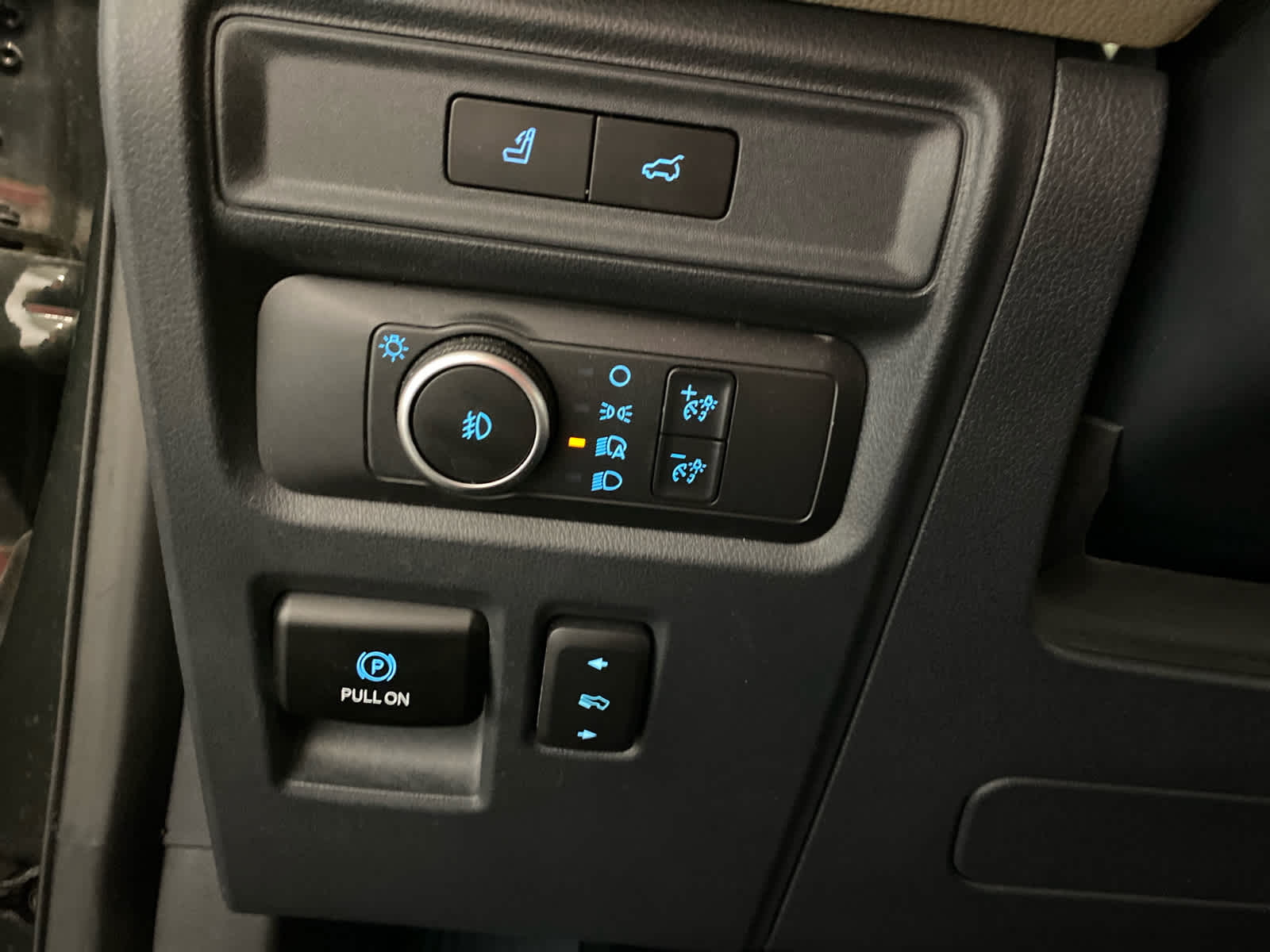 2022 Ford EXPEDITION MAX Base