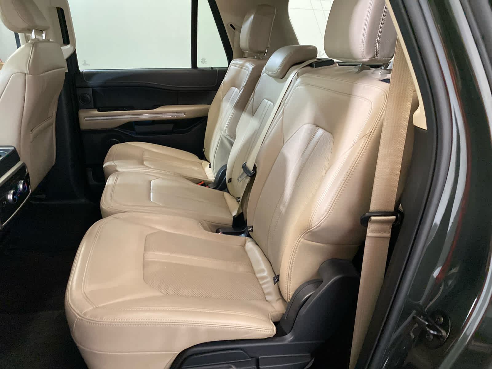 2022 Ford EXPEDITION MAX Base