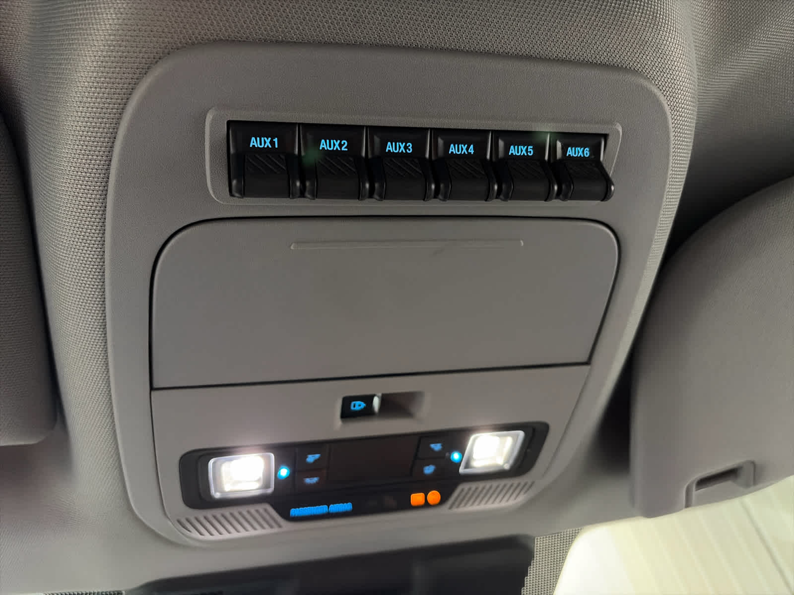 2024 Ford Super Duty F-350 DRW XL