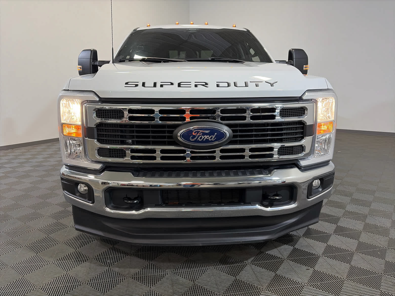 2024 Ford Super Duty F-350 DRW XL