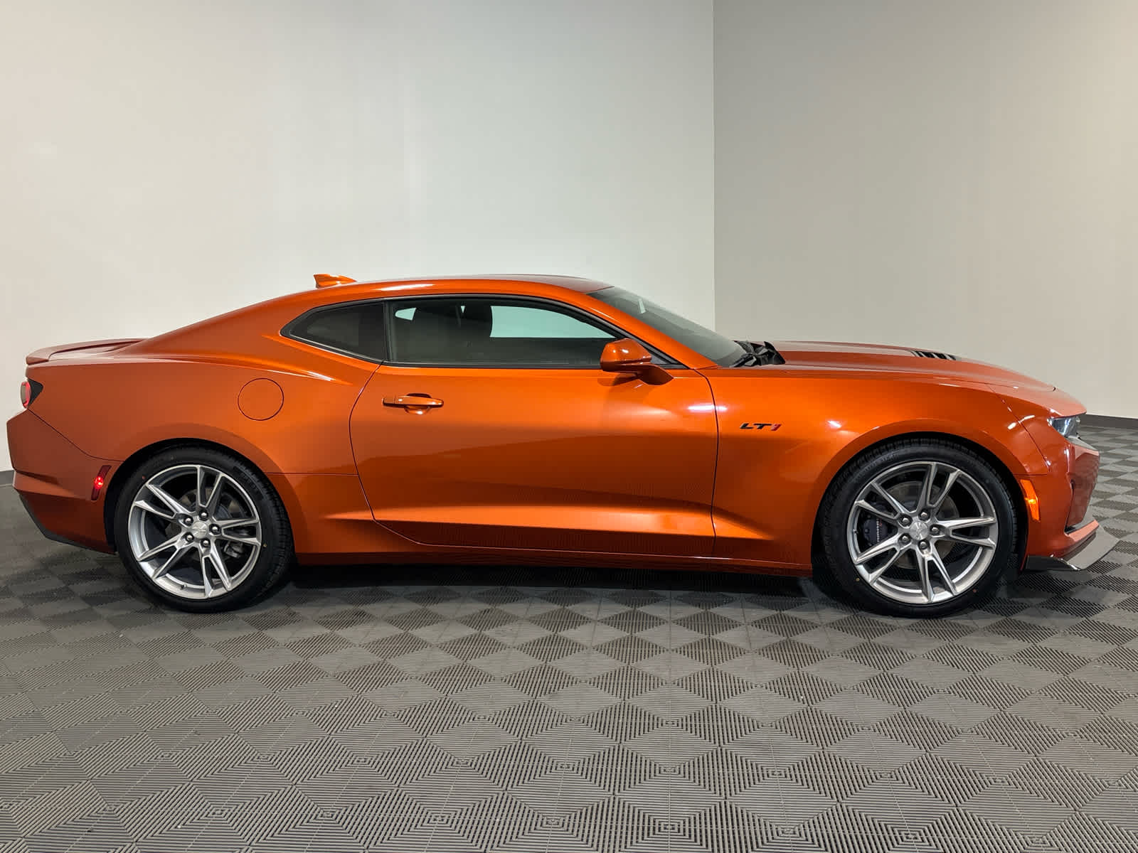 2023 Chevrolet Camaro LT1