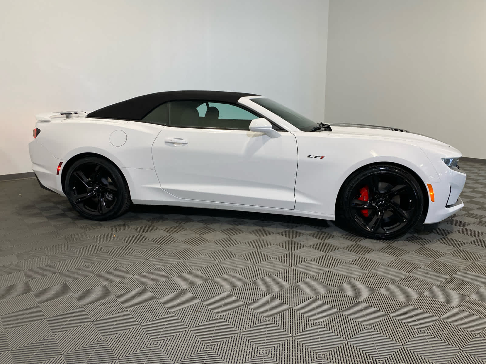 2023 Chevrolet Camaro LT1
