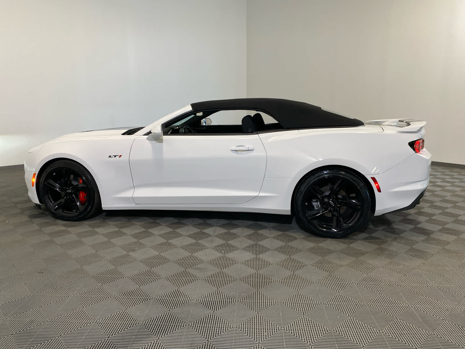 2023 Chevrolet Camaro LT1