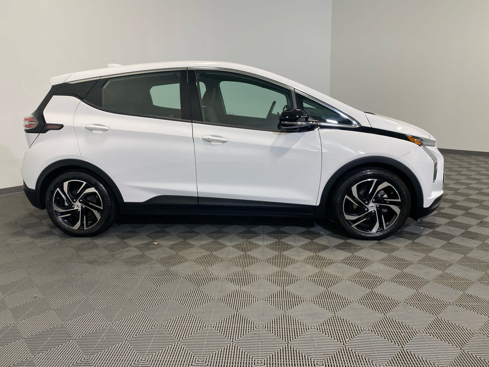 2023 Chevrolet Bolt EV 2LT