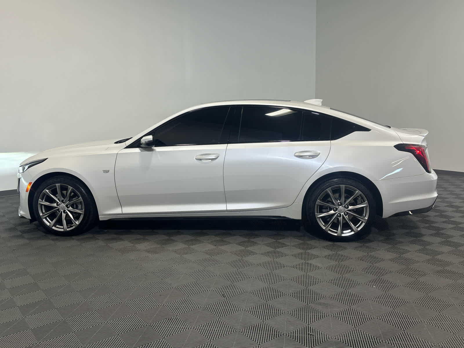 2022 Cadillac CT5 Sport