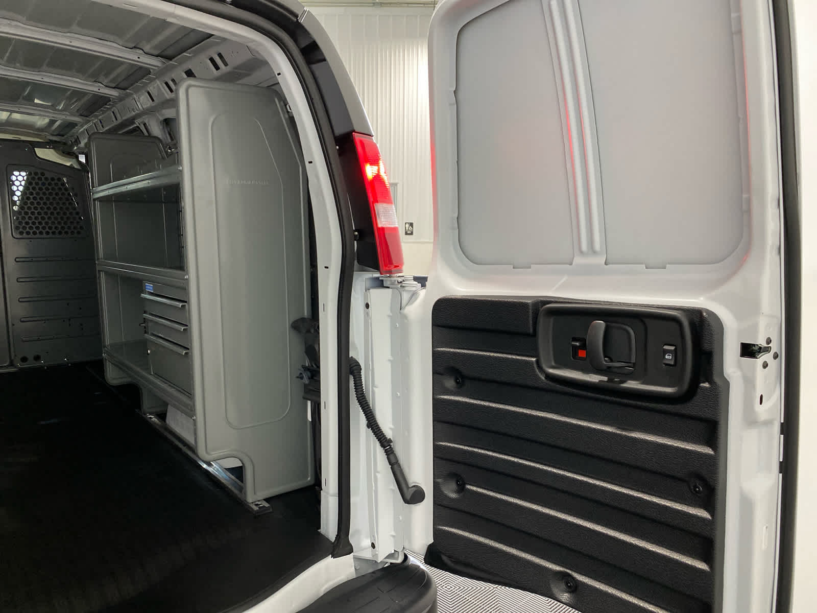 2025 Chevrolet Express Cargo 2500 WT