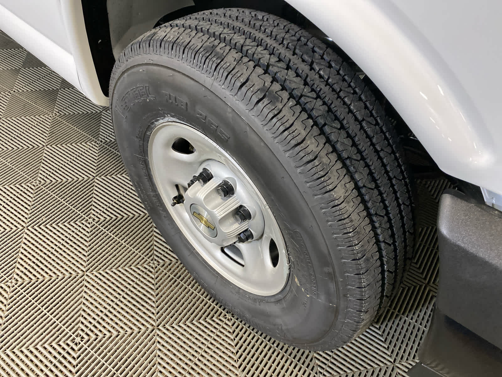 2026 Chevrolet Express Cargo WT