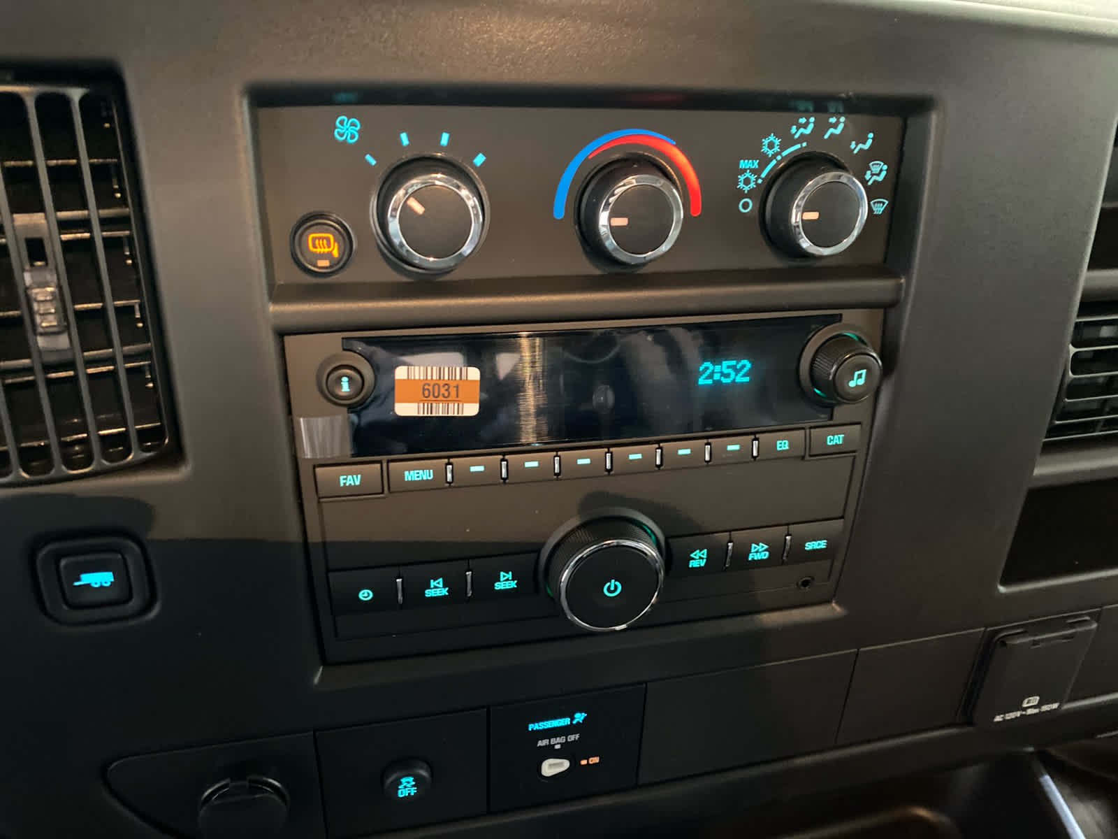 2026 Chevrolet Express Cargo WT