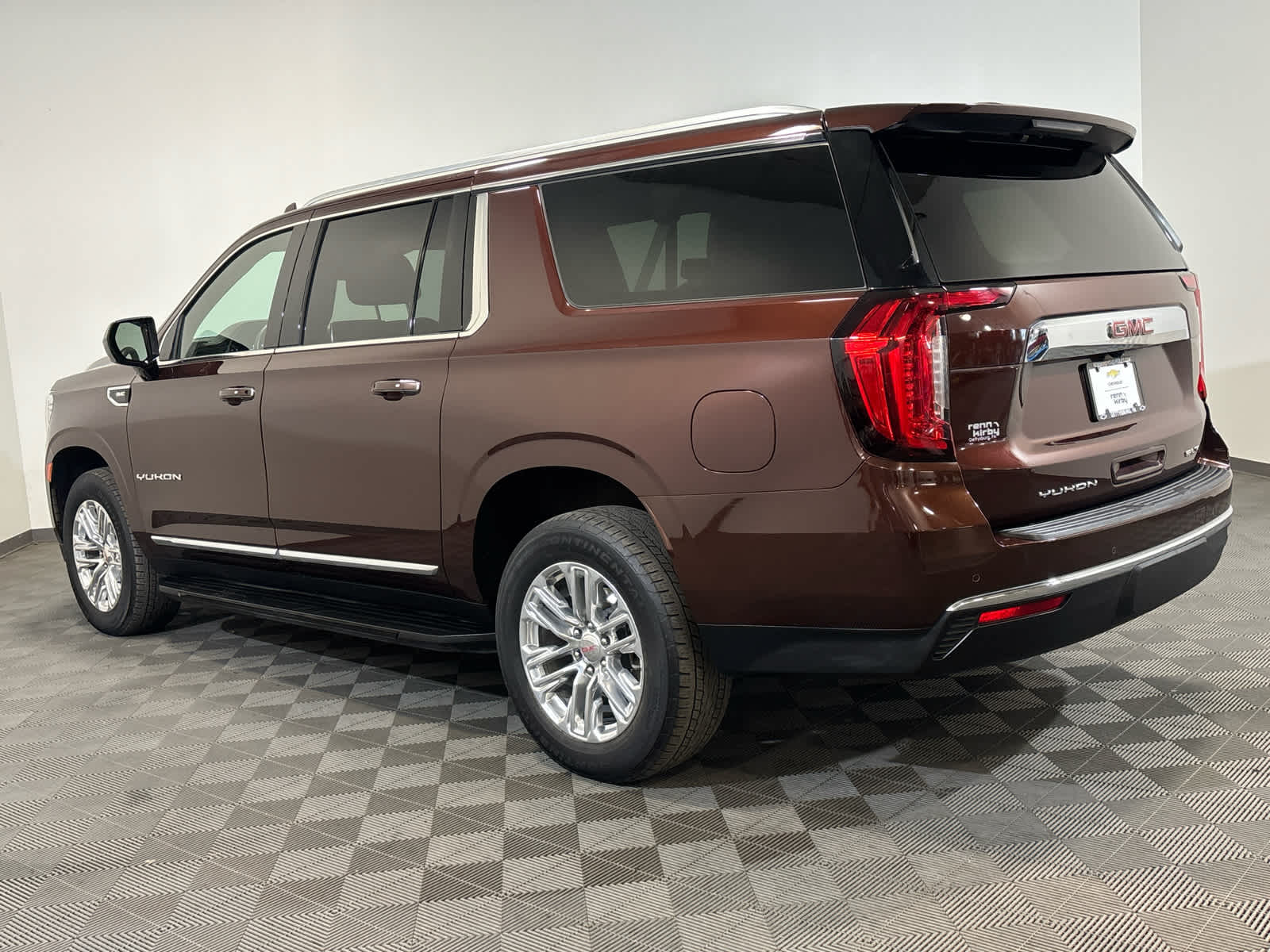 2023 GMC Yukon XL SLT