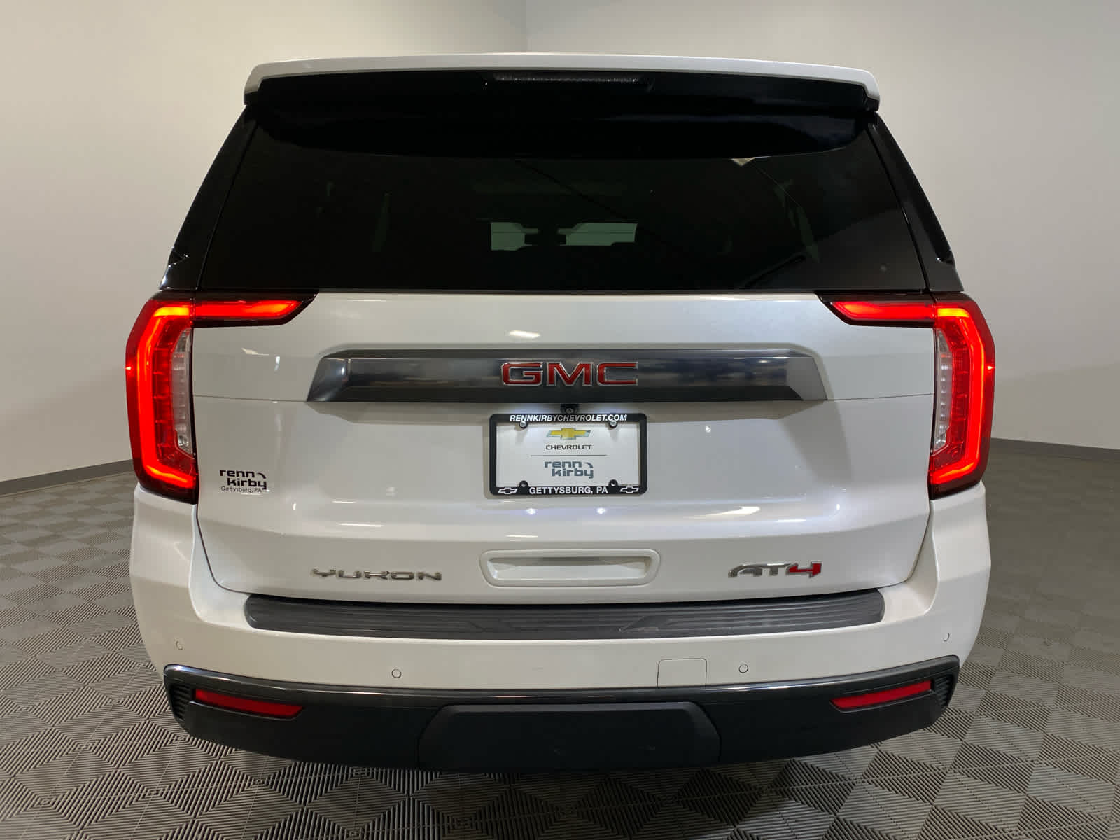 2022 GMC Yukon XL AT4