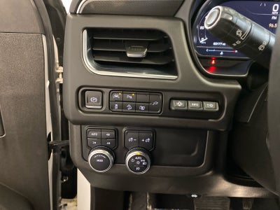 2022 GMC Yukon XL AT4