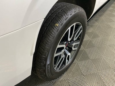 2022 GMC Yukon XL AT4