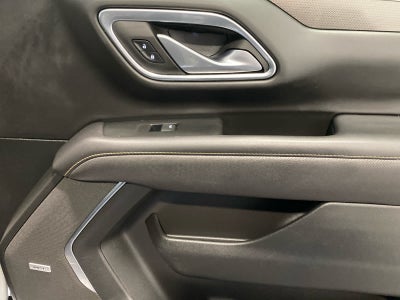 2022 GMC Yukon XL AT4