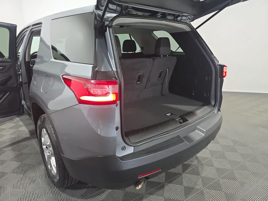 2021 Chevrolet Traverse LS