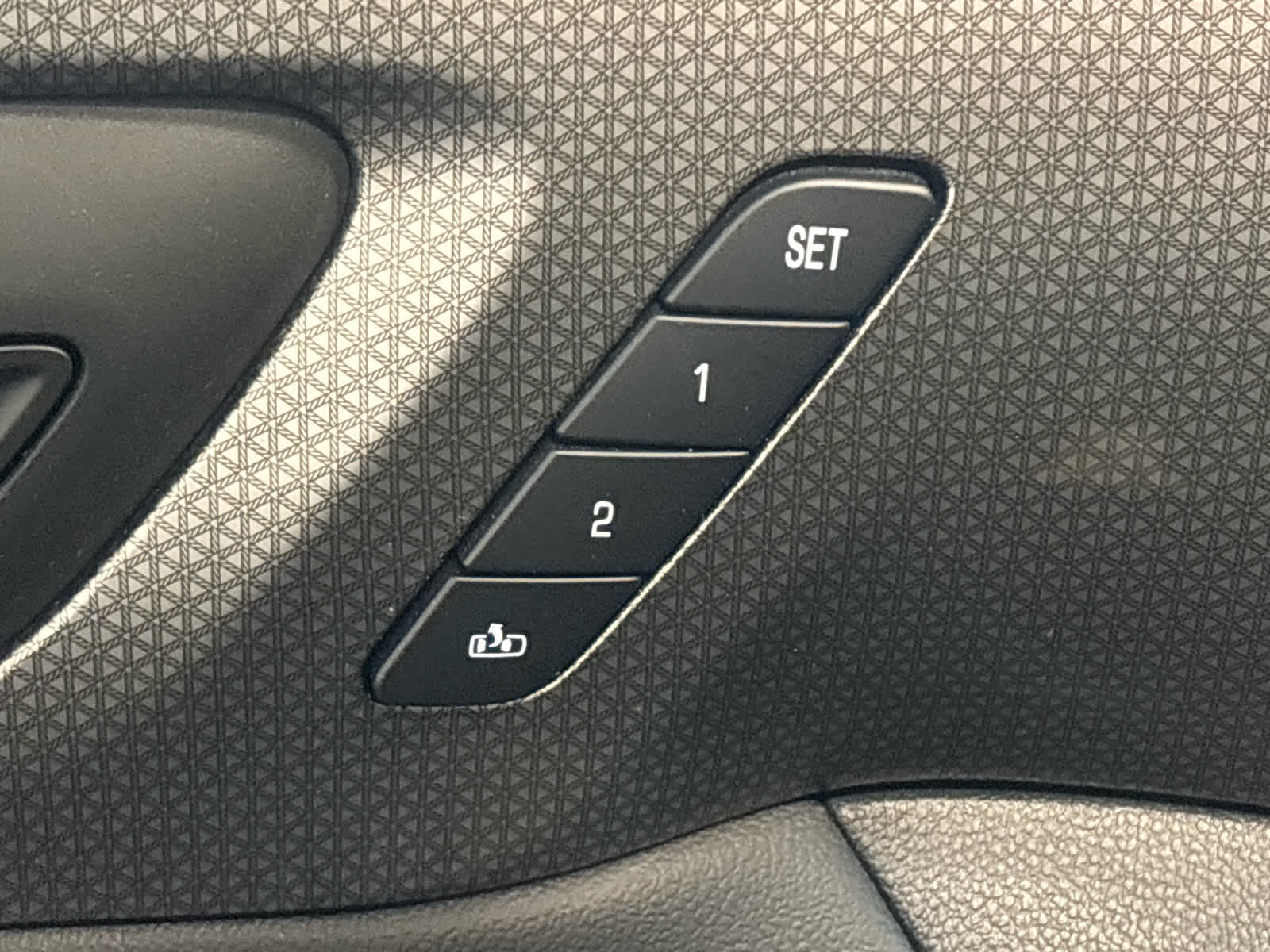 2024 Chevrolet Traverse Limited Premier