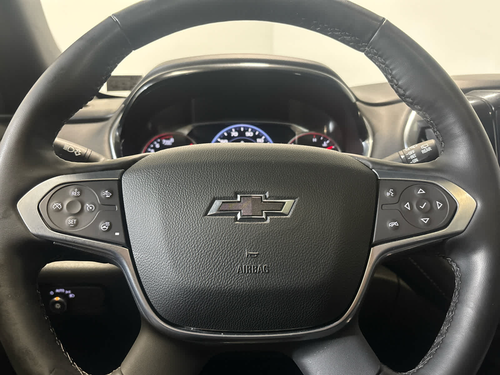 2024 Chevrolet Traverse Limited Premier