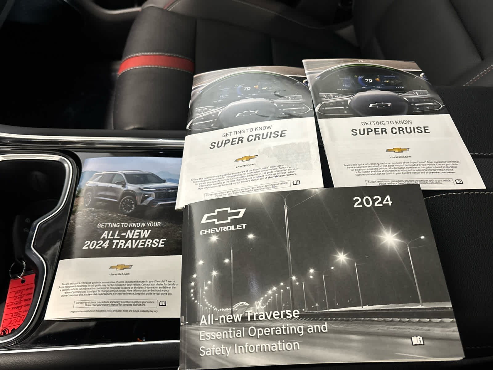 2024 Chevrolet Traverse RS