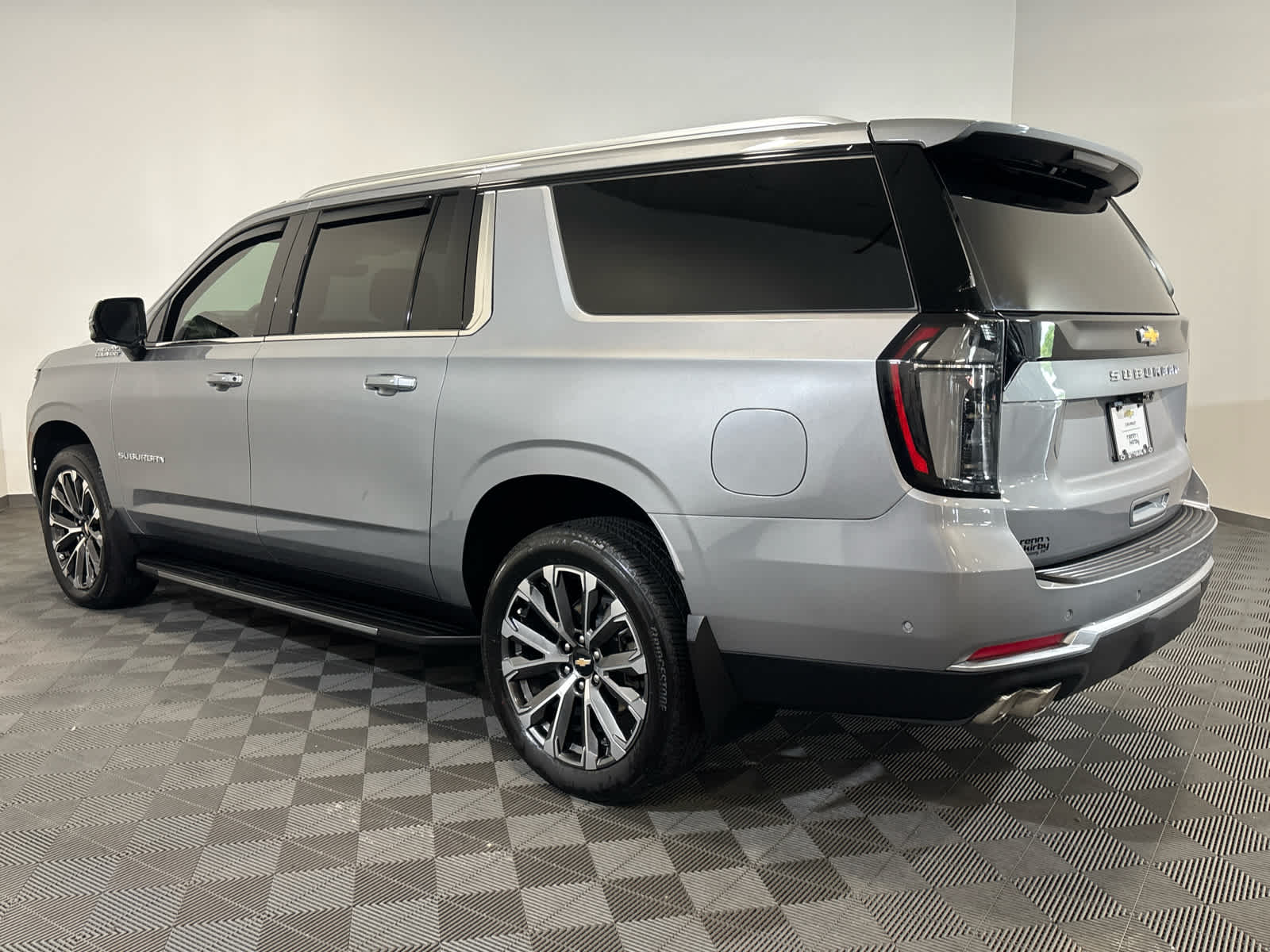 2025 Chevrolet Suburban High Country
