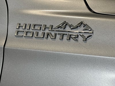 2025 Chevrolet Suburban High Country