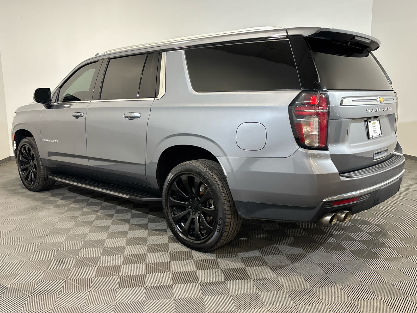 2022 Chevrolet Suburban Premier