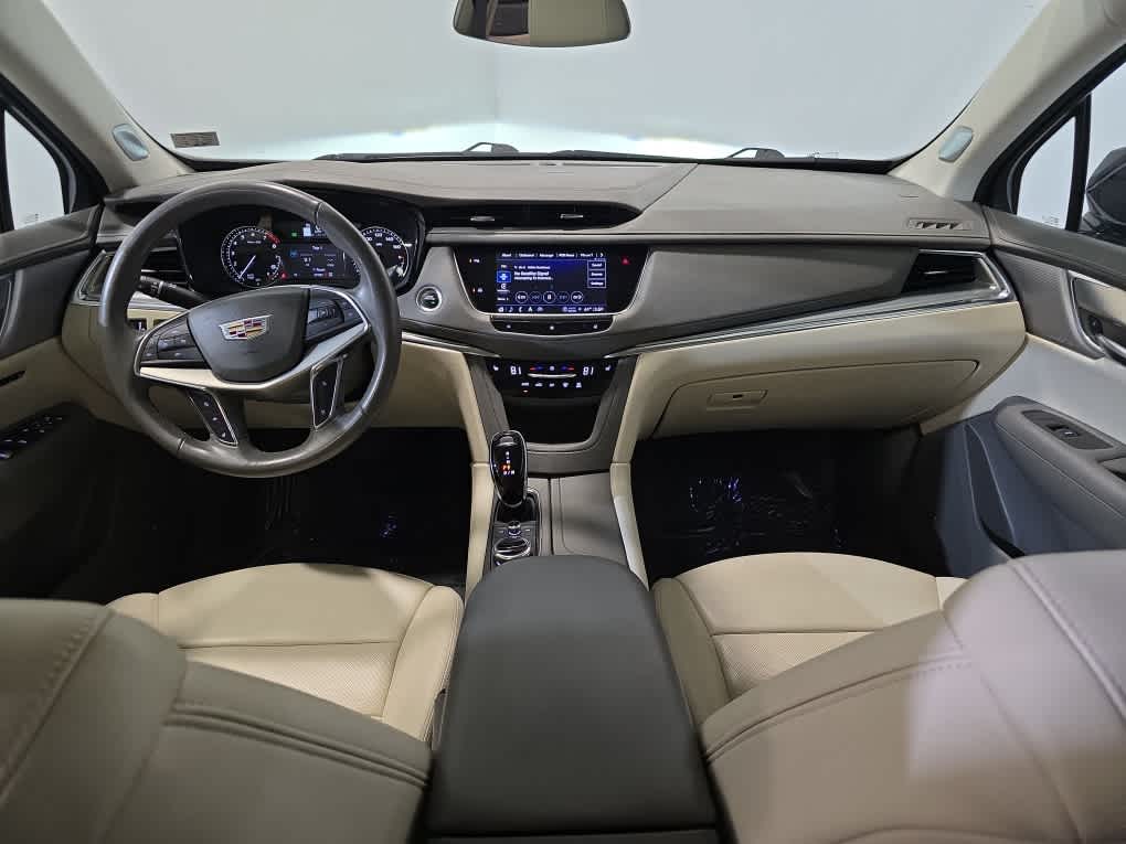 2021 Cadillac XT5 Premium Luxury