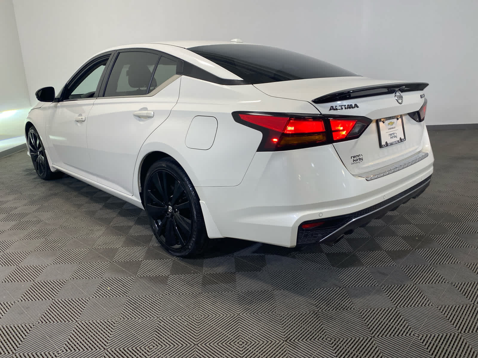 2022 Nissan Altima 2.5 SR