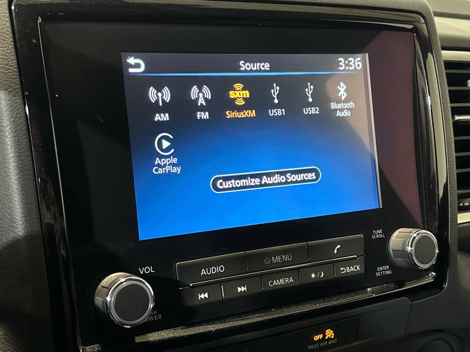 2023 Nissan Frontier SV