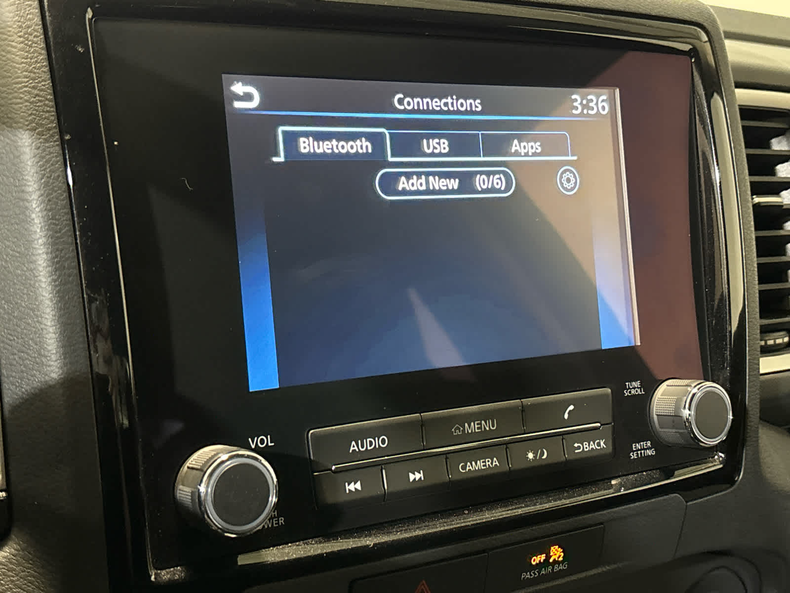 2023 Nissan Frontier SV