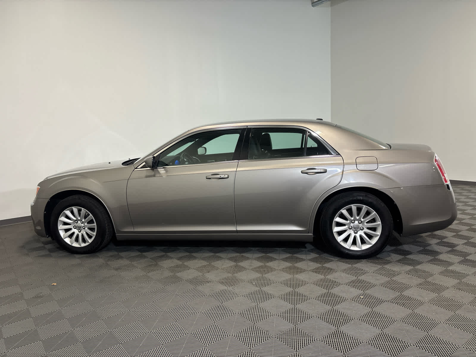 2014 Chrysler 300 Base