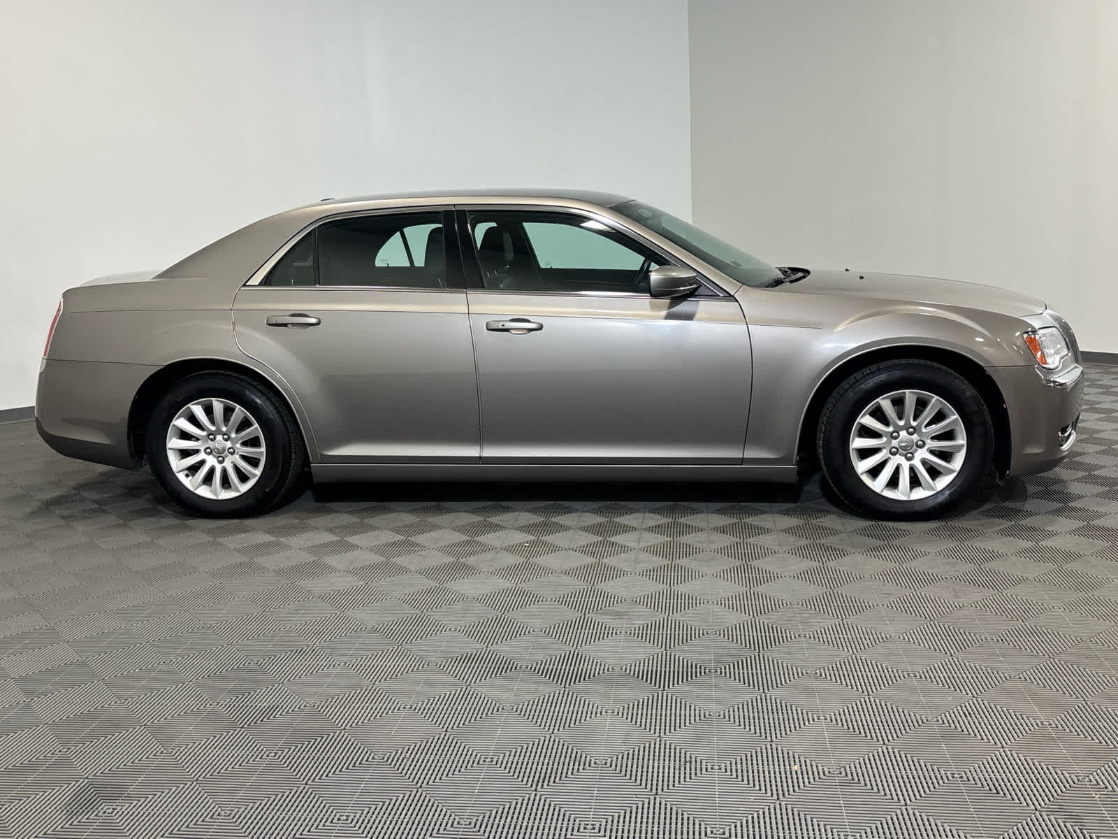 2014 Chrysler 300 Base