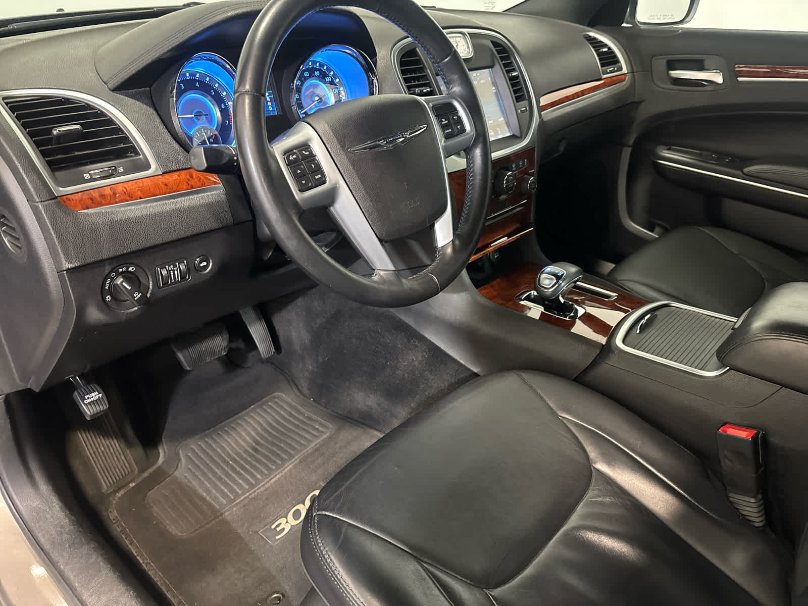 2014 Chrysler 300 Base