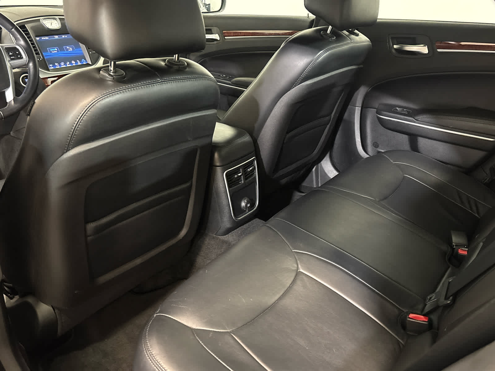 2014 Chrysler 300 Base