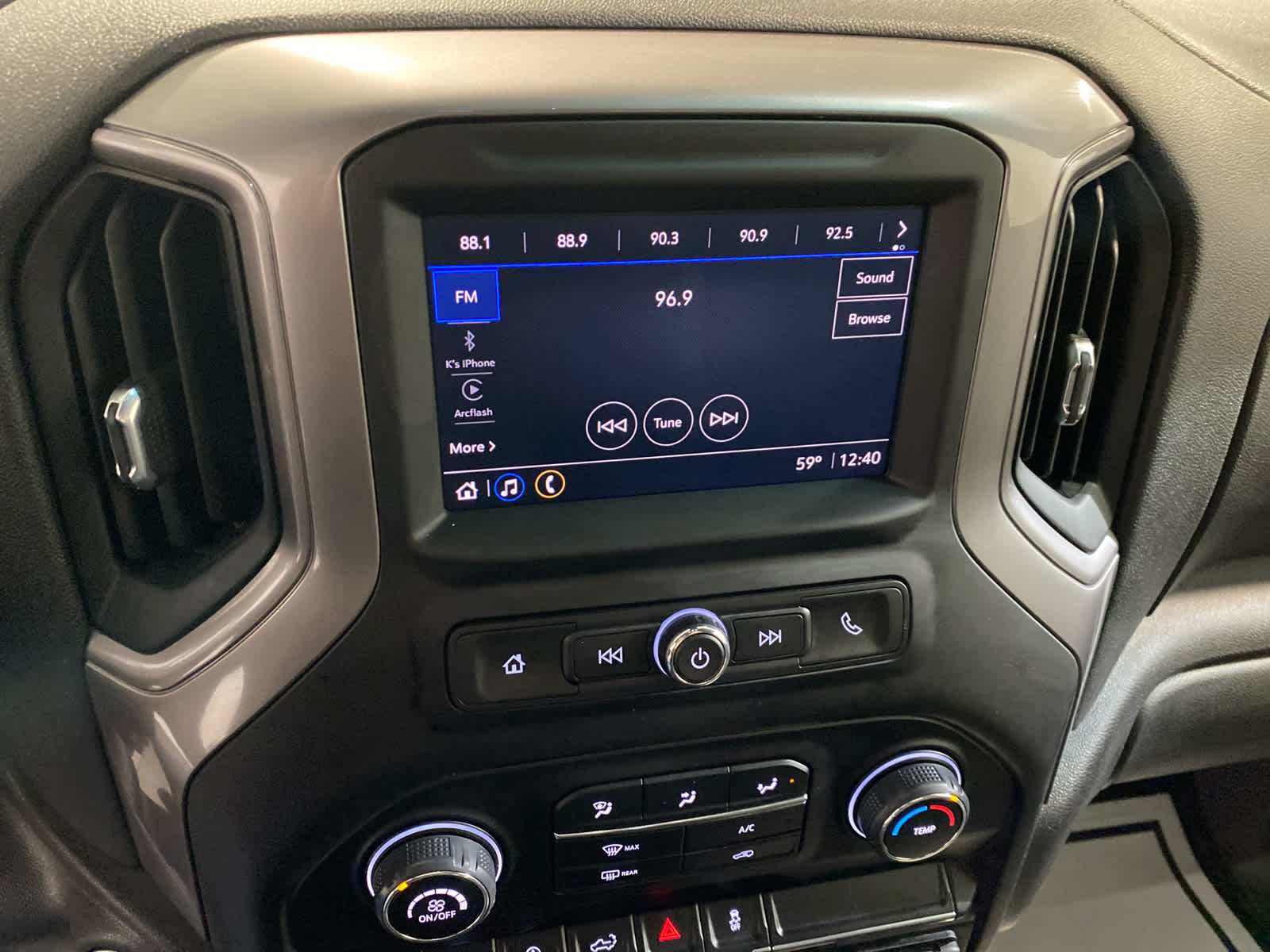 2022 Chevrolet Silverado 1500 WT