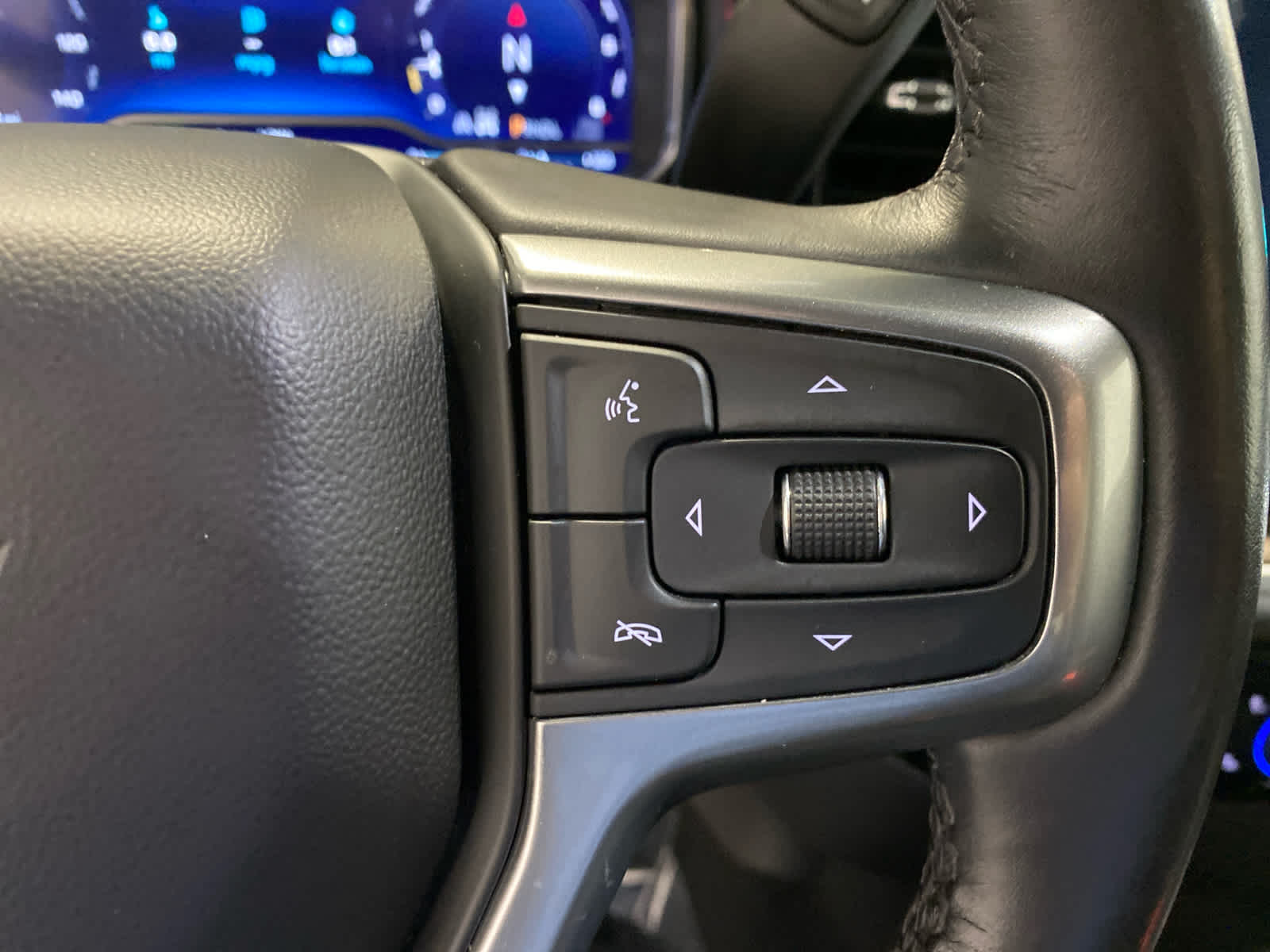 2022 Chevrolet Silverado 1500 LT (2FL)