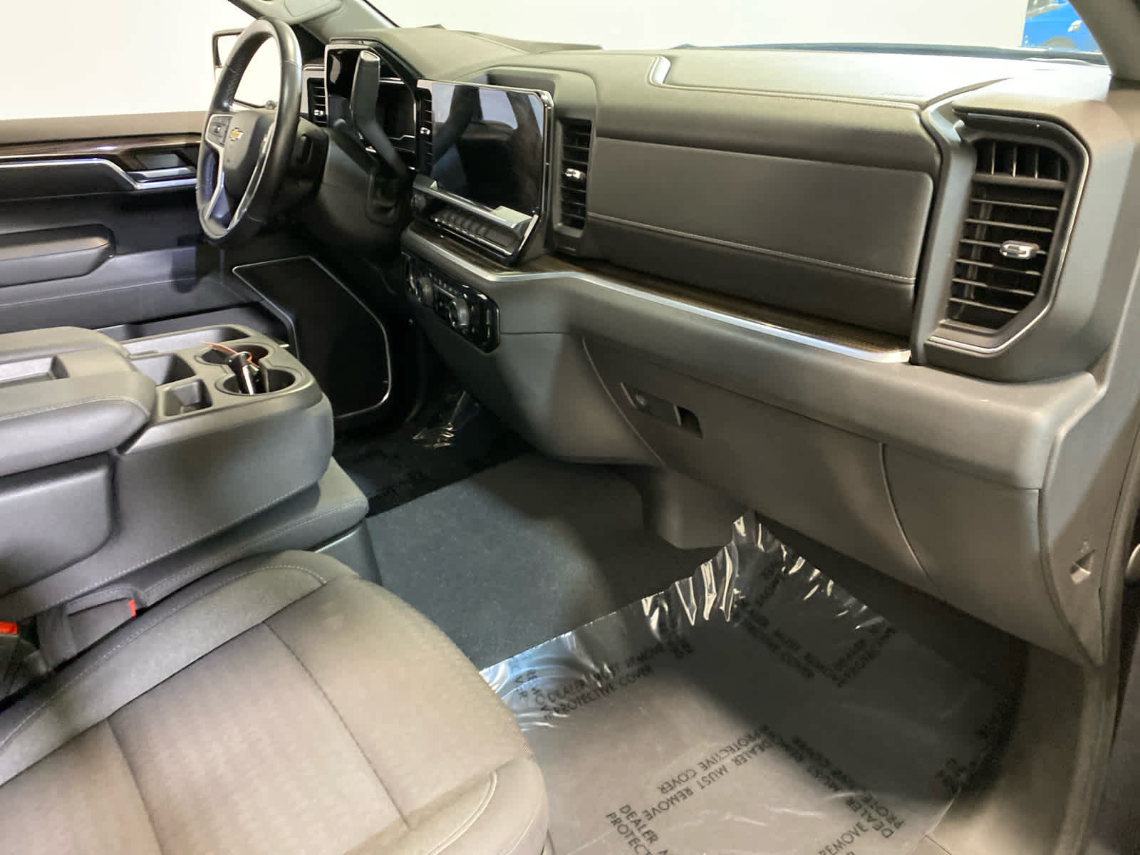 2022 Chevrolet Silverado 1500 LT (2FL)