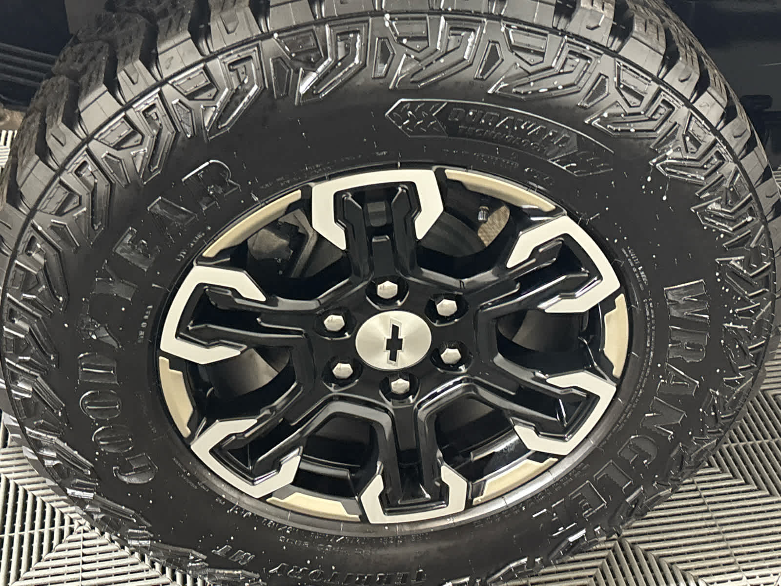 2024 Chevrolet Silverado 1500 ZR2