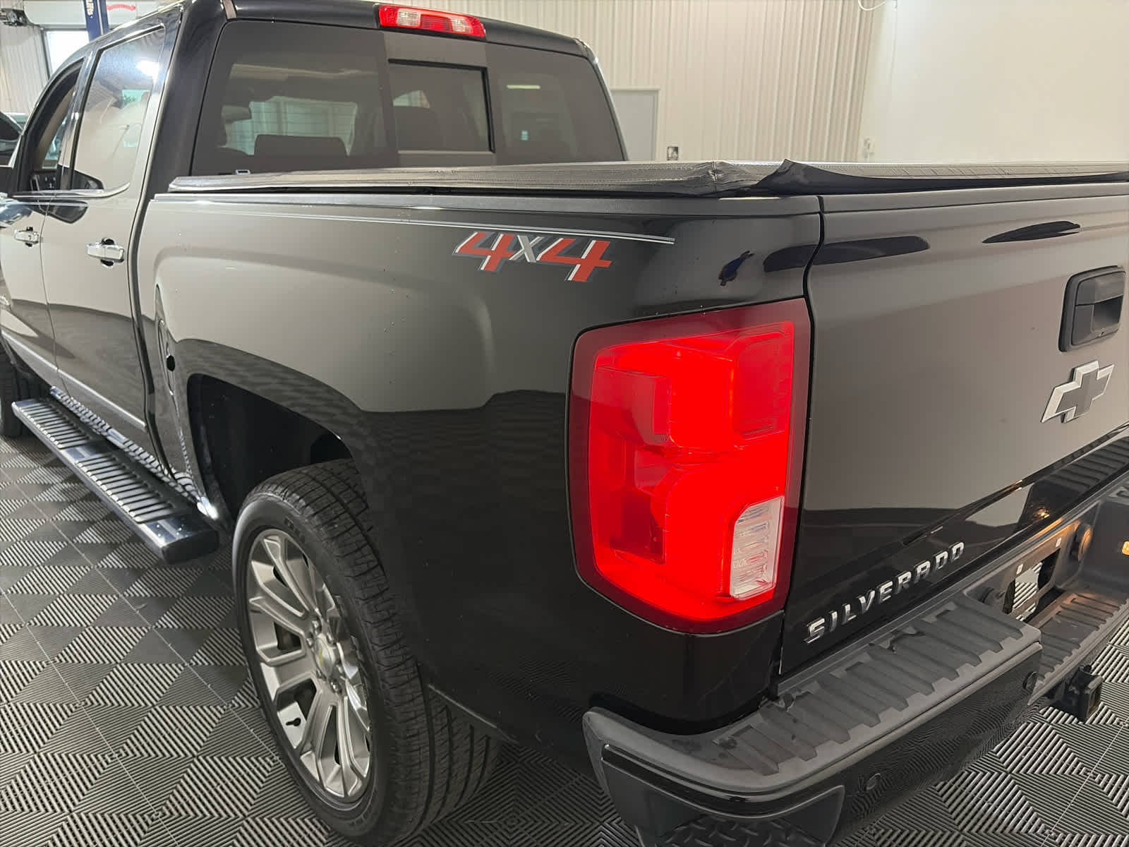 2018 Chevrolet Silverado 1500 High Country