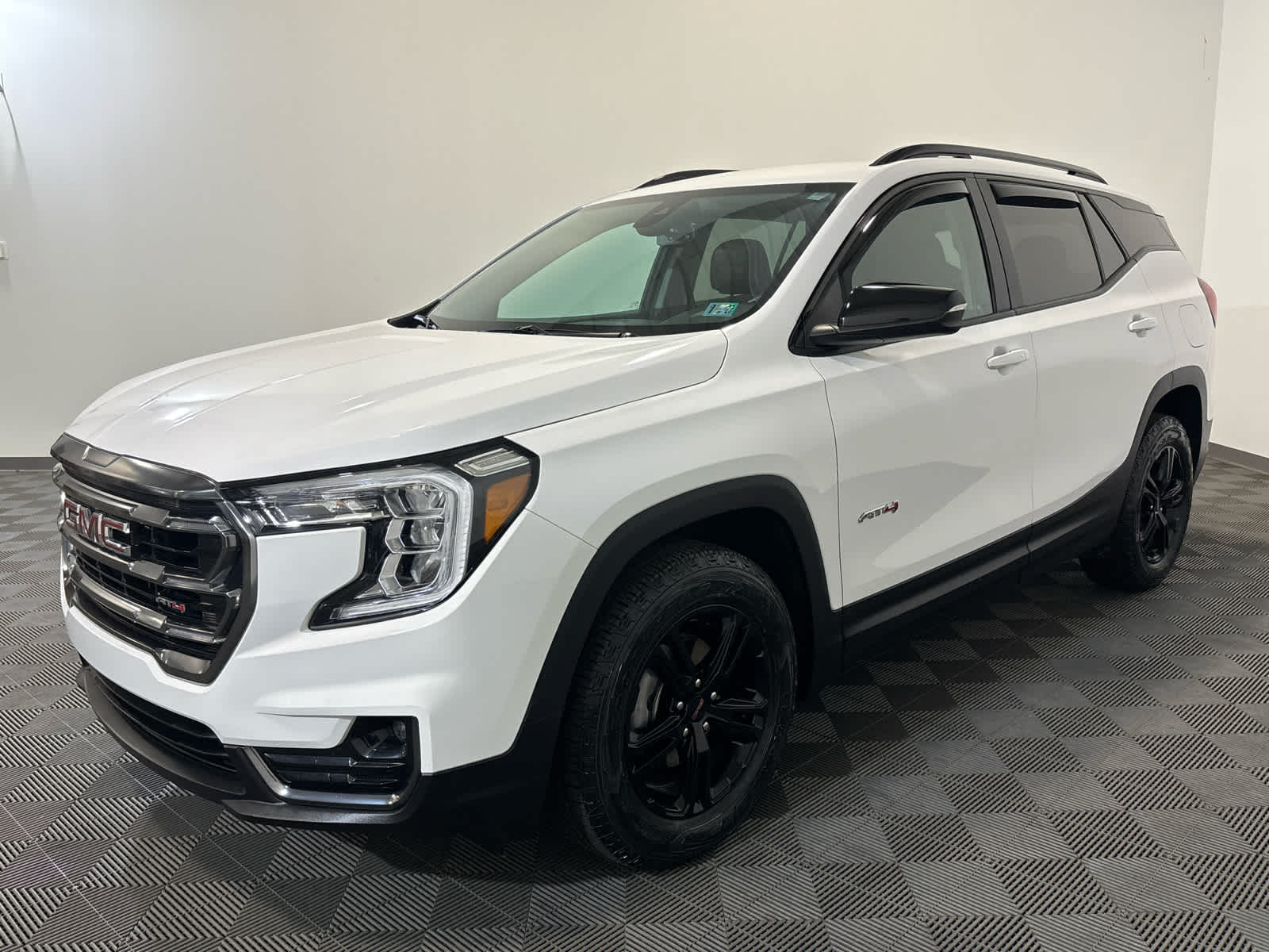 2024 GMC Terrain AT4