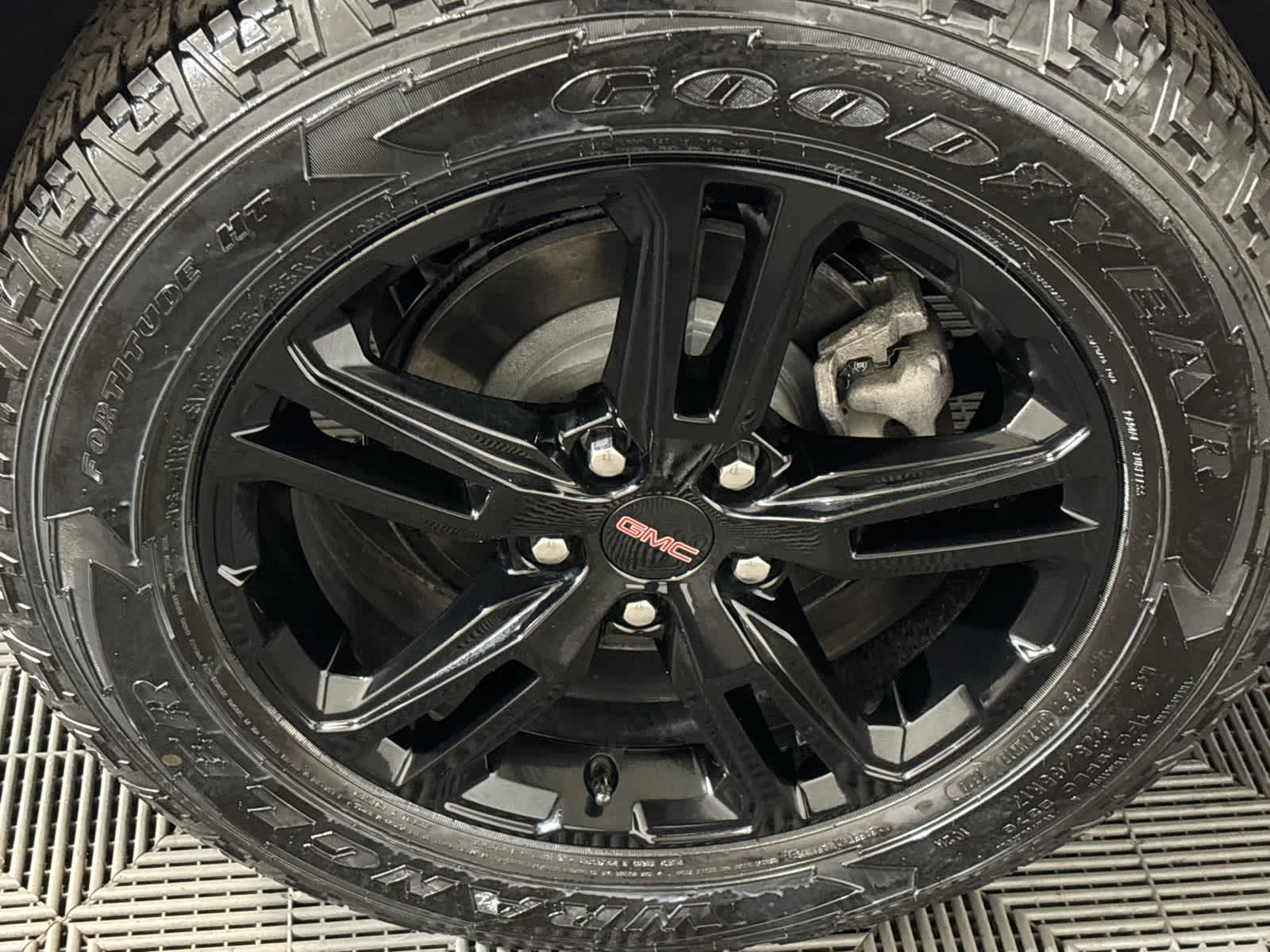2024 GMC Terrain AT4