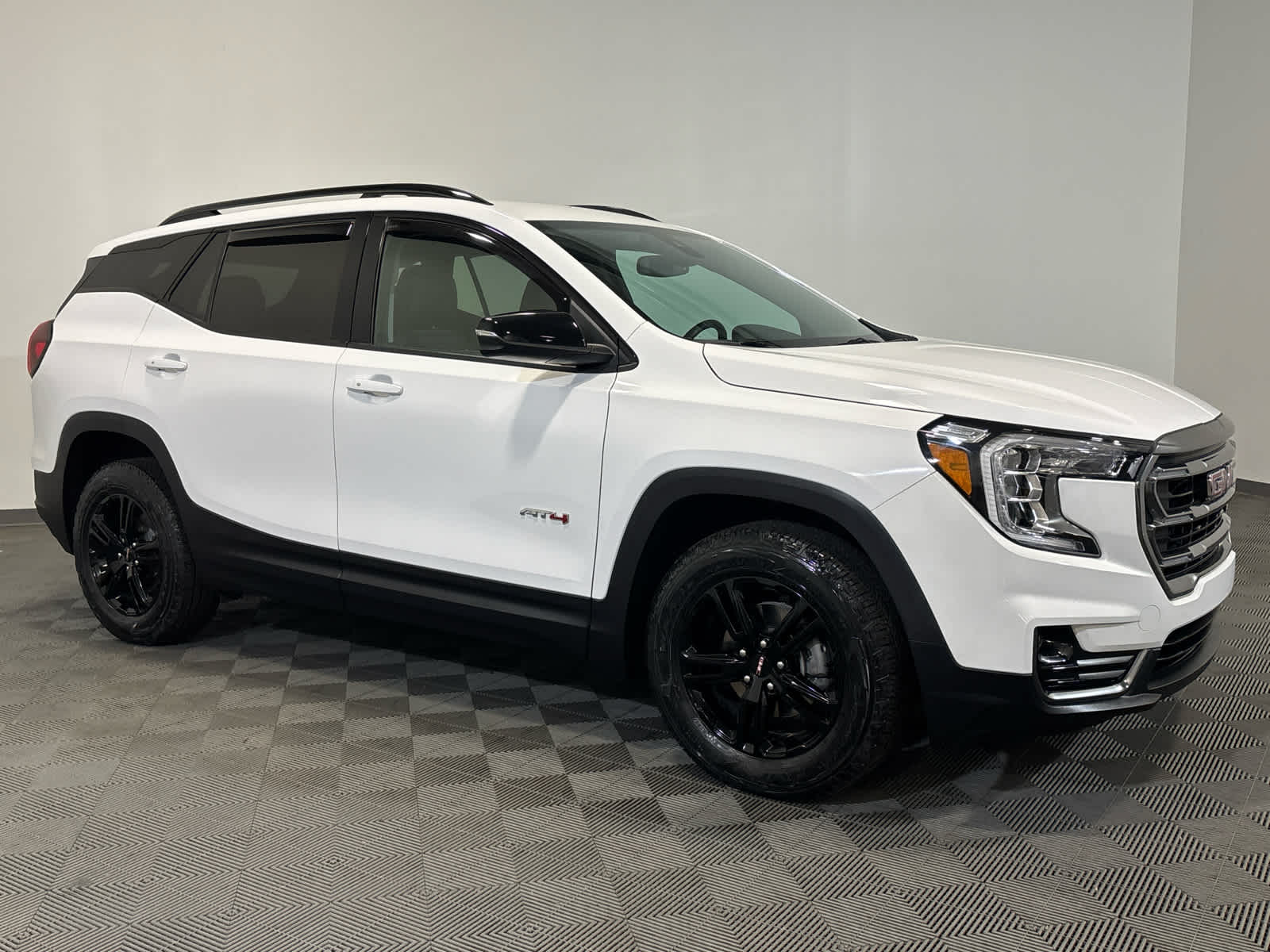 2024 GMC Terrain AT4