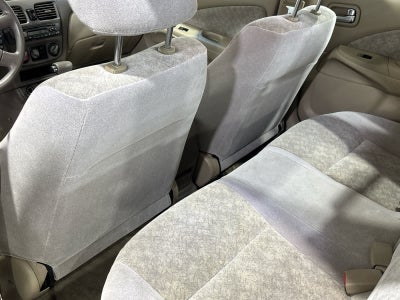 2000 Nissan Sentra XE