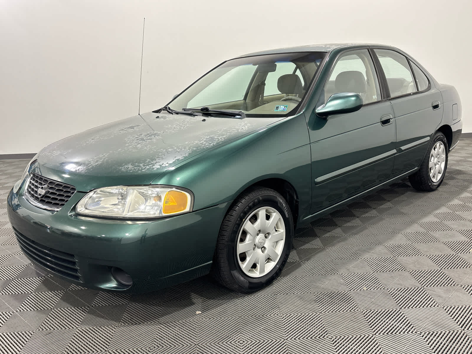 2000 Nissan Sentra XE