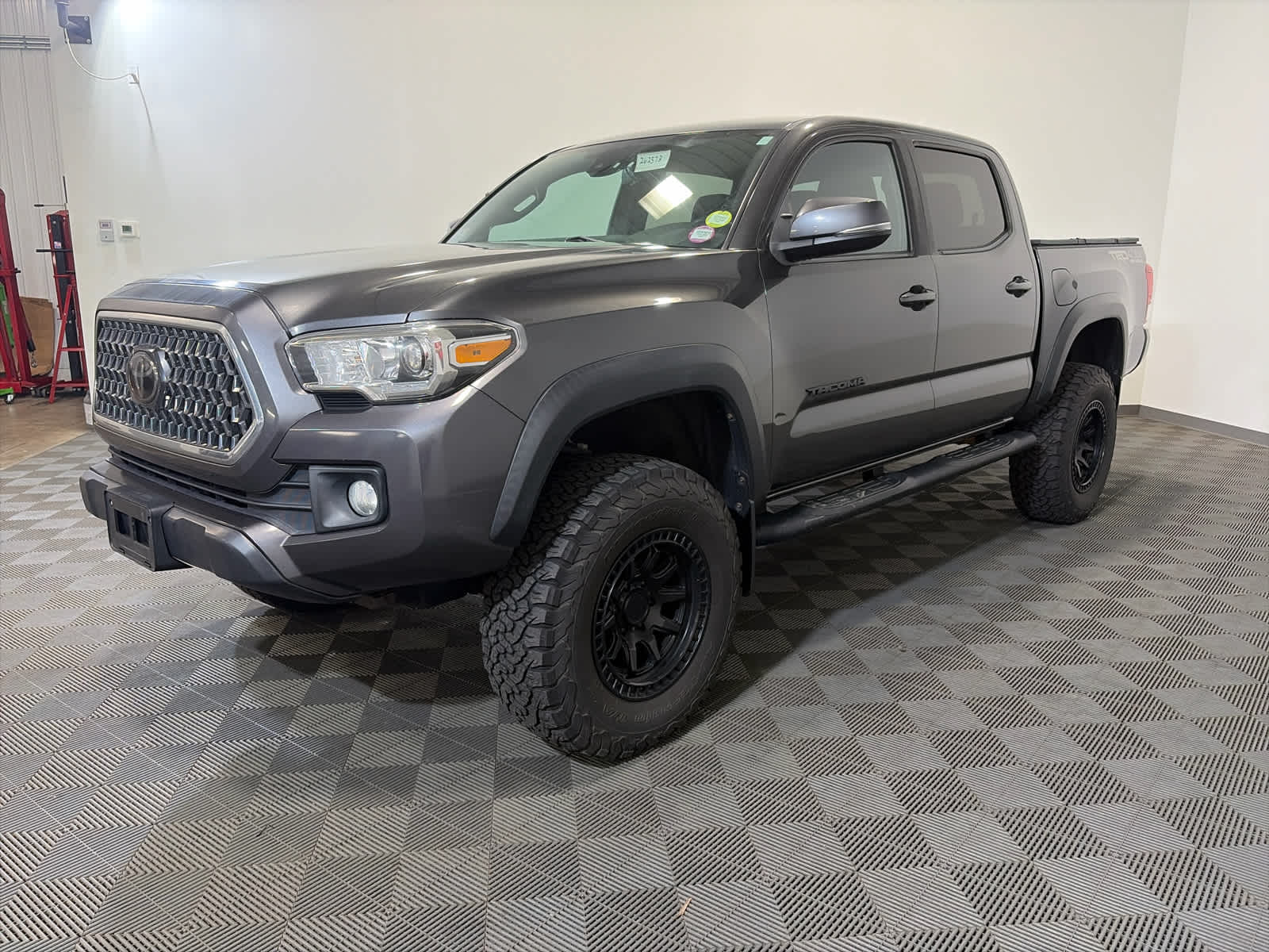 2019 Toyota Tacoma 4WD SR