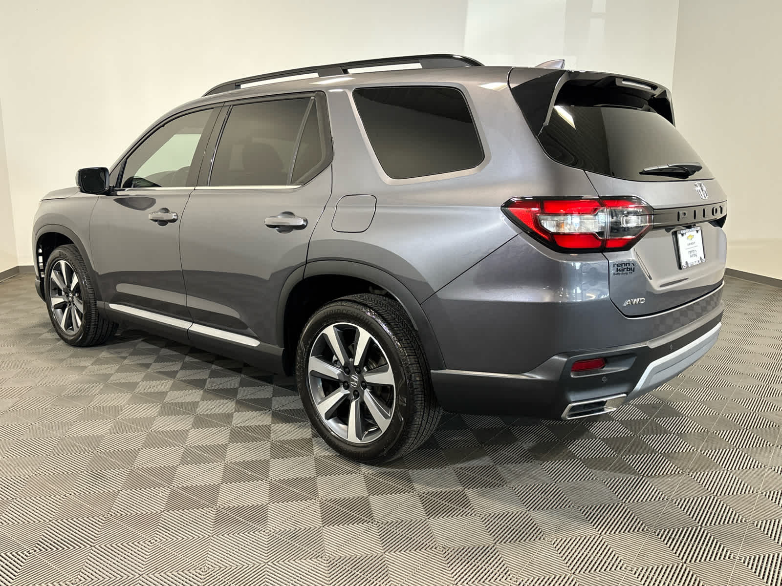 2025 Honda Pilot Touring