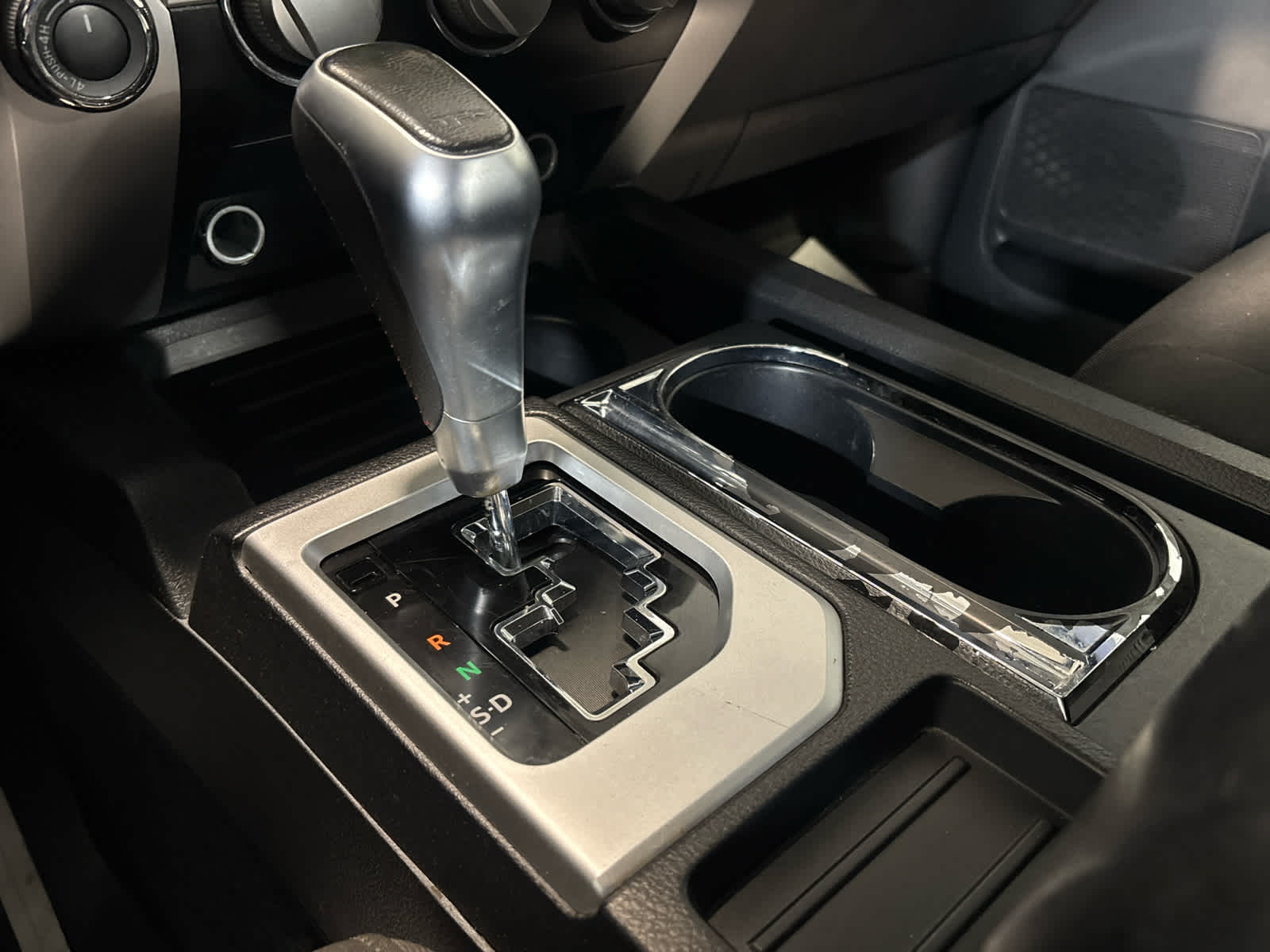 2018 Toyota Tundra 4WD SR5