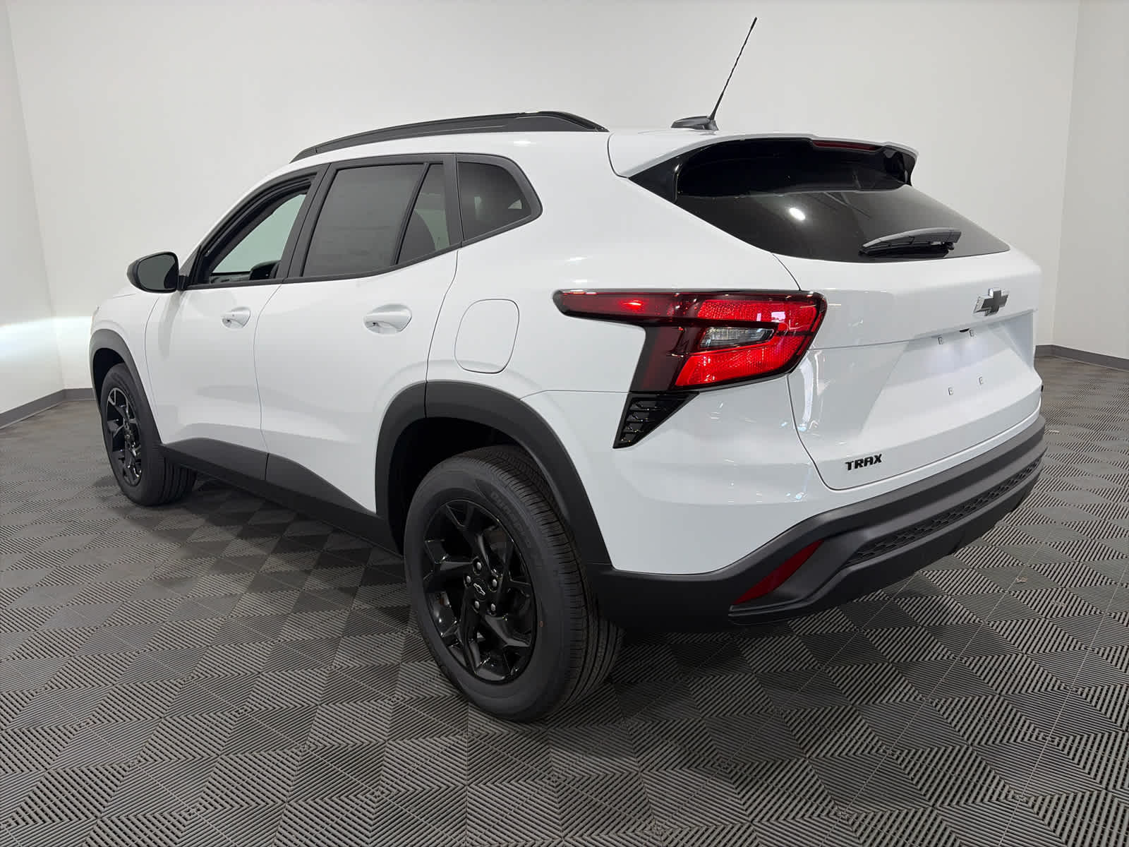 2026 Chevrolet Trax LT - Photo 10